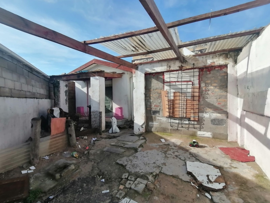  Bedroom Property for Sale in Rocklands Western Cape